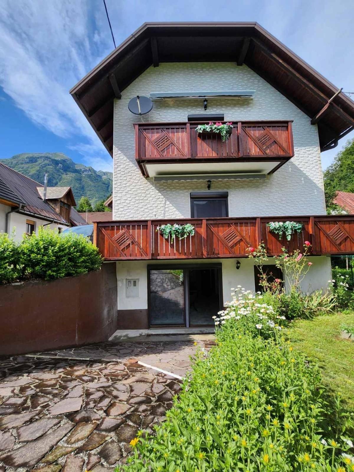 Apartments & Wellness Kal Koritnica Bovec Exterior photo